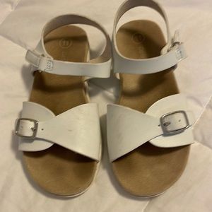 Cat&Jack sz 11 white sandal euc